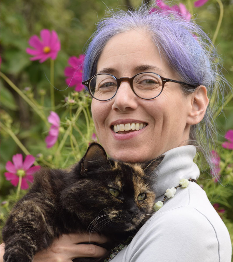 women holding the cat